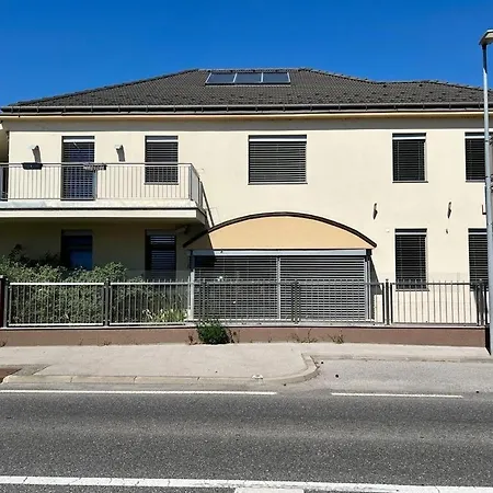 Fantastic In וילה