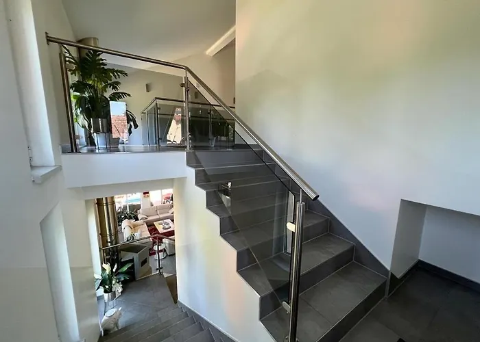 Villa Fantastic In *