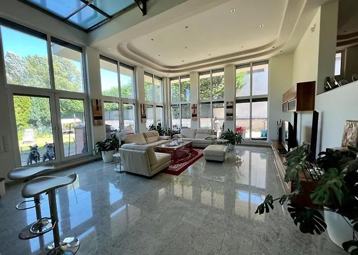 Fantastic In Villa Fischamend