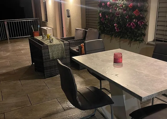 Villa Fantastic In *